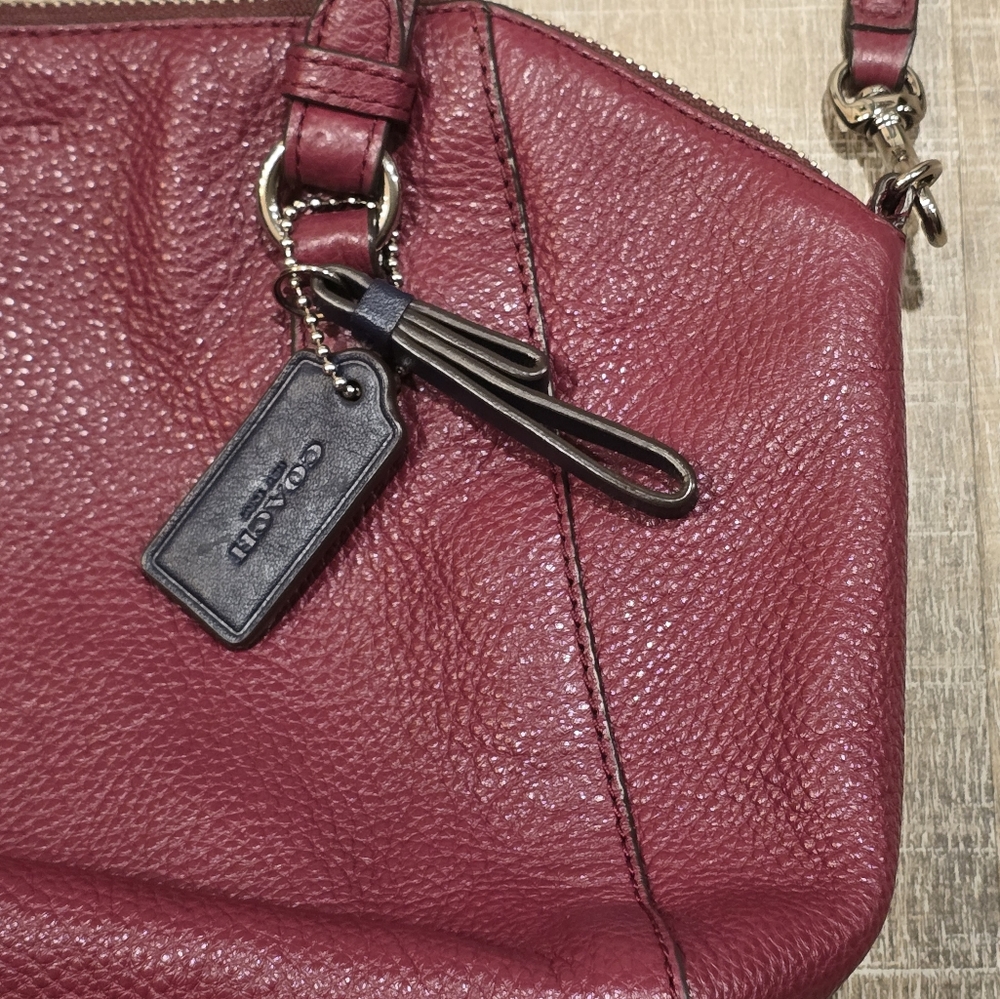 Coach F30281 Burgundy Leather Handbag - Picture 7 of 12